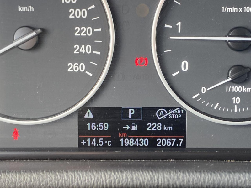 Photo 20 de l'offre de BMW X3 XDRIVE 20D - BVA EXCLUSIVE GPS   CLIM à 13990€ chez Triplo auto