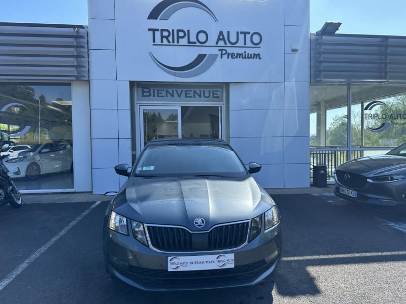 Photo 2 de l'offre de SKODA OCTAVIA 1.6 TDI SCR - 116 BVA S&SCLEVER GPS   CAMERA AR à 16490€ chez Triplo auto