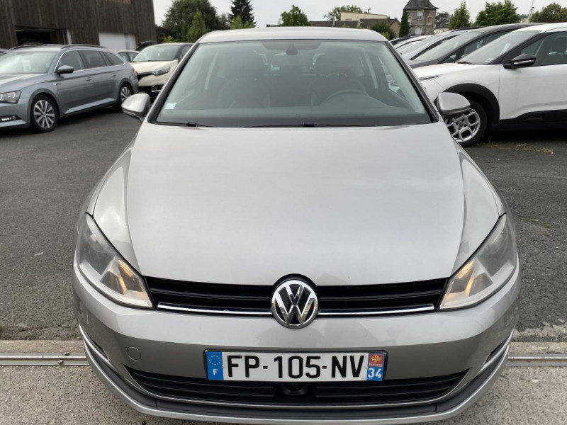 Photo 8 de l'offre de VOLKSWAGEN GOLF 1.6 TDI CR FAP BLUEMOTION - 105 CONFORTLINE CLIM   ATTELAGE à 12490€ chez Triplo auto