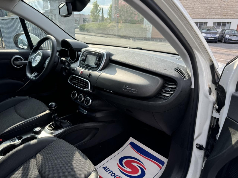 Photo 19 de l'offre de FIAT FIAT 500 500X 1.4 MULTIAIR - 140 S&S CROSS GPS   CLIM   RADAR AR à 10990€ chez Triplo auto