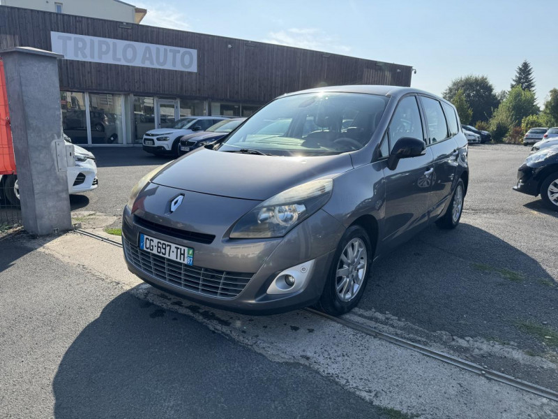 Renault SCENIC GRAND SCENIC7PL 1.5 DCI FAP - 110 BOSE GPS   CAMERA AR   CLIM DIESEL GRIS FONCE Occasion à vendre