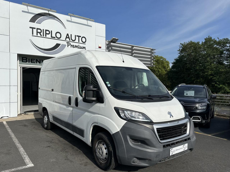 Photo 1 de l'offre de PEUGEOT BOXER PACK CLIM 330 L2H2 2.2 HDI - 110  III FOURGON TOLE TVA RECUPERABLE   CLIM à 15490€ chez Triplo auto