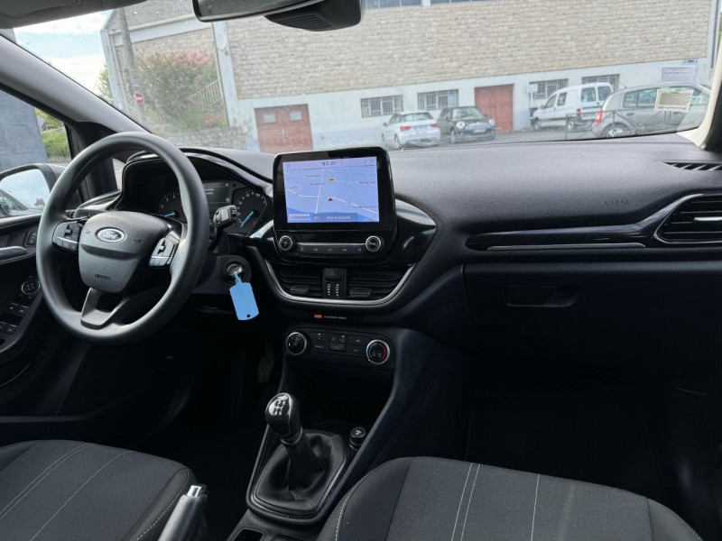 Photo 16 de l'offre de FORD FIESTA 1.1I - 75 S&S CONNECT BUSINESS   RADAR AR   GPS à 11990€ chez Triplo auto