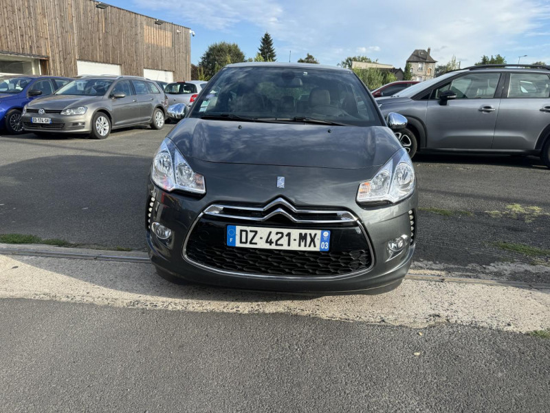 Photo 8 de l'offre de DS DS 3 1.2I PURETECH S&S - 110 BVA SO CHIC CLIM   CAMERA AR à 14990€ chez Triplo auto