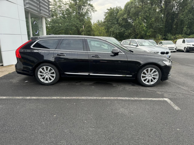 Photo 8 de l'offre de VOLVO V90 D5 AWD - 235 BVA INSCRIPTION GPS   CLIM à 26990€ chez Triplo auto