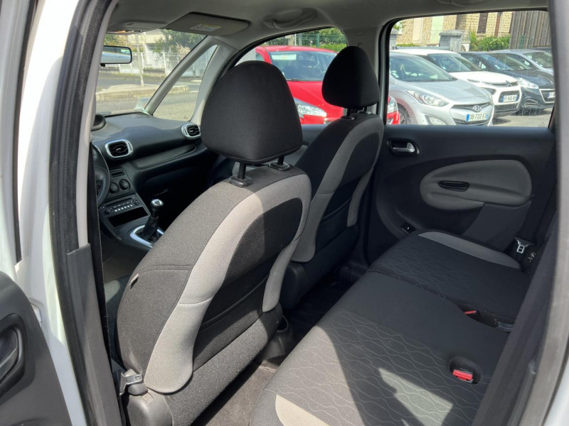 Photo 38 de l'offre de CITROEN C3 PICASSO 1.4 VTI - 95 CONFORT CLIM   RADAR AR à 10990€ chez Triplo auto