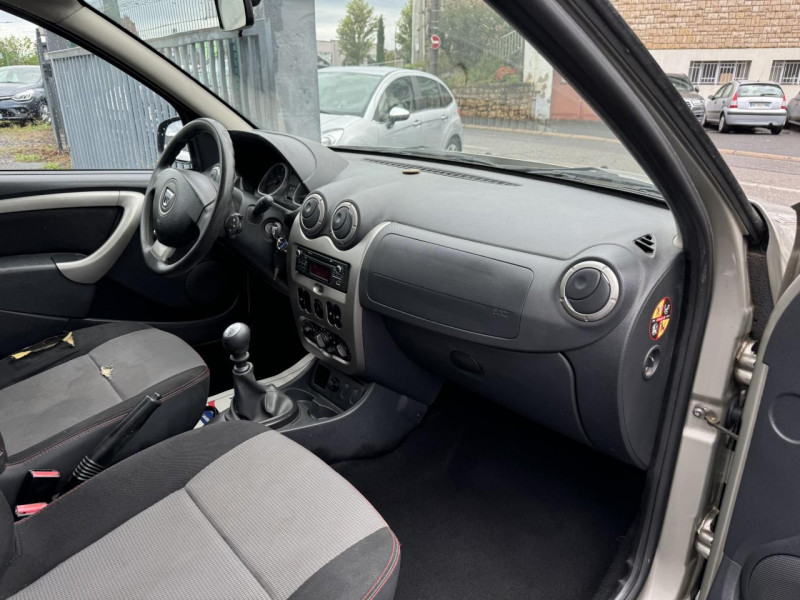 Photo 18 de l'offre de DACIA DUSTER 1.5 DCI FAP - 110 AMBIANCE à 9990€ chez Triplo auto