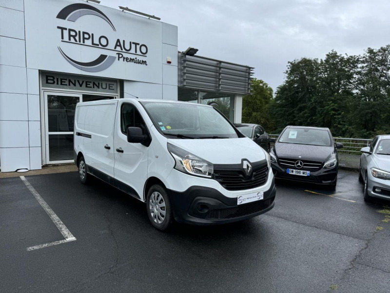 Photo 1 de l'offre de RENAULT TRAFIC 1200 KG 1.6 DCI - 120 GRAND CONFORT L2H1 GPS   CLIM à 15990€ chez Triplo auto