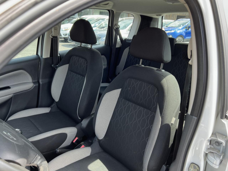 Photo 14 de l'offre de CITROEN C3 PICASSO 1.4 VTI - 95 CONFORT CLIM   RADAR AR à 10990€ chez Triplo auto