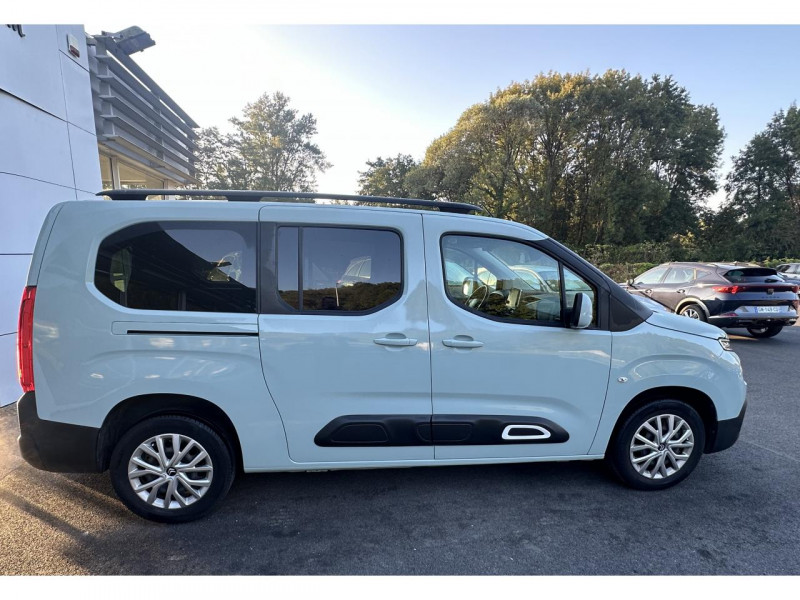 Photo 8 de l'offre de CITROEN BERLINGO 1.5 BLUEHDI S&S - 130  III COMBI XL SHINE GPS   CAMERA AR   RADAR AR ET AV à 23490€ chez Triplo auto