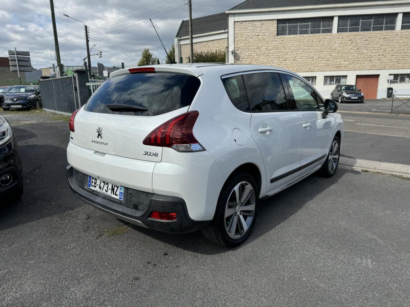 Photo 5 de l'offre de PEUGEOT 3008 1.6 BLUEHDI S&S - 120  ALLURE GPS   CAMERA AR   RADAR AR   CLIM à 12990€ chez Triplo auto