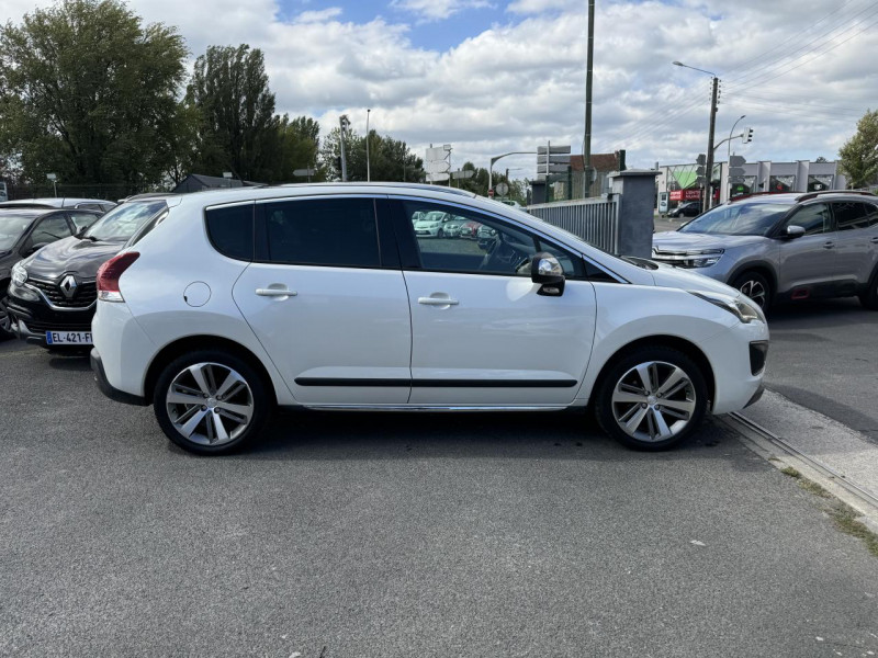 Photo 6 de l'offre de PEUGEOT 3008 1.6 BLUEHDI S&S - 120  ALLURE GPS   CAMERA AR   RADAR AR   CLIM à 12990€ chez Triplo auto