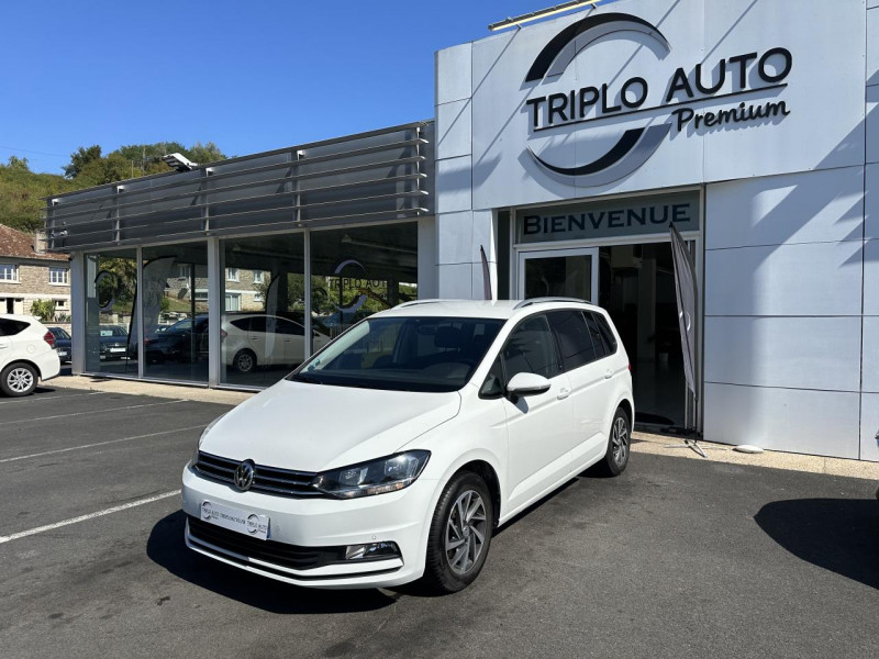 Photo 3 de l'offre de VOLKSWAGEN TOURAN 2.0 16V TDI SCR BLUEMOTION - 150 - DSG 6 SOUND GPS   CAMERA AR à 16490€ chez Triplo auto