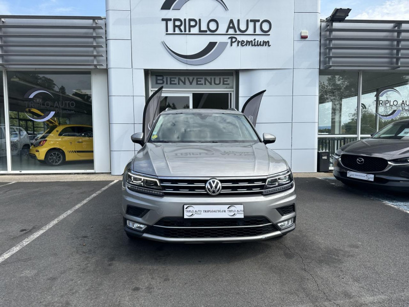 Photo 2 de l'offre de VOLKSWAGEN TIGUAN 2.0 16V TDI BLUEMOTION - 150 - BV DSG7 CARAT TOIT OUVRANT   GPS   CAMERA AR à 25490€ chez Triplo auto