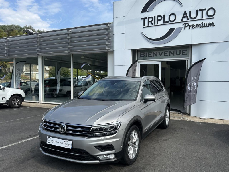 Photo 3 de l'offre de VOLKSWAGEN TIGUAN 2.0 16V TDI BLUEMOTION - 150 - BV DSG7 CARAT TOIT OUVRANT   GPS   CAMERA AR à 25490€ chez Triplo auto