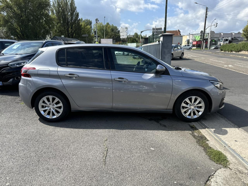 Photo 6 de l'offre de PEUGEOT 308 1.5 BLUEHDI S&S - 130 STYLE GPS   RADAR AR   CLIM   TVA RECUPERABLE à 10990€ chez Triplo auto