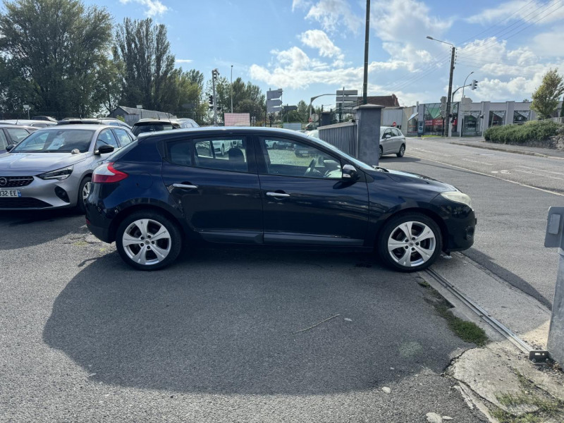 Photo 6 de l'offre de RENAULT MEGANE 1.4 TCE - 130 DYNAMIQUE à 8990€ chez Triplo auto