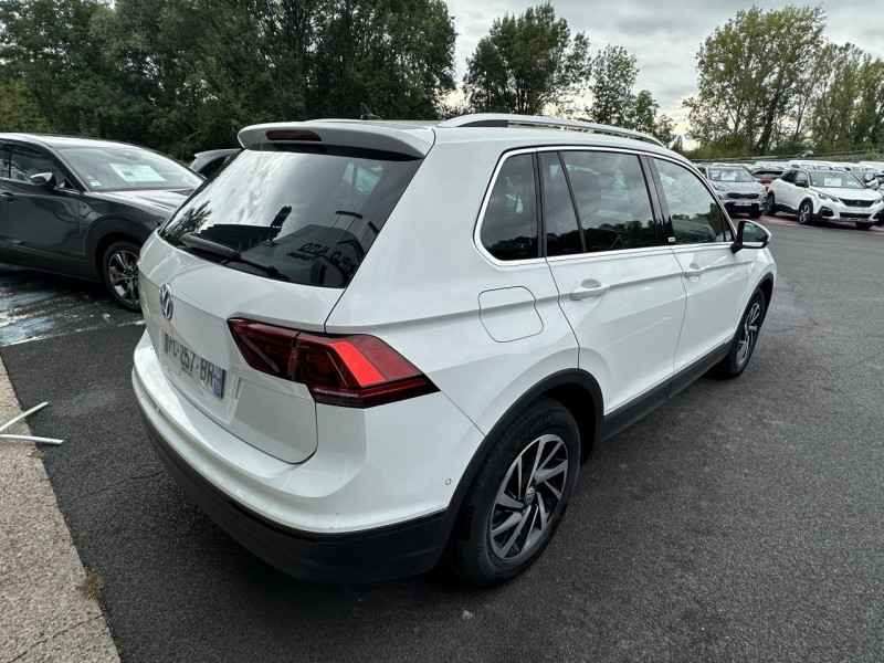 Photo 7 de l'offre de VOLKSWAGEN TIGUAN 2.0 TDI BLUEMOTION - 150 BVA CONNECT GPS   CAMERA AR   CLIM à 18990€ chez Triplo auto