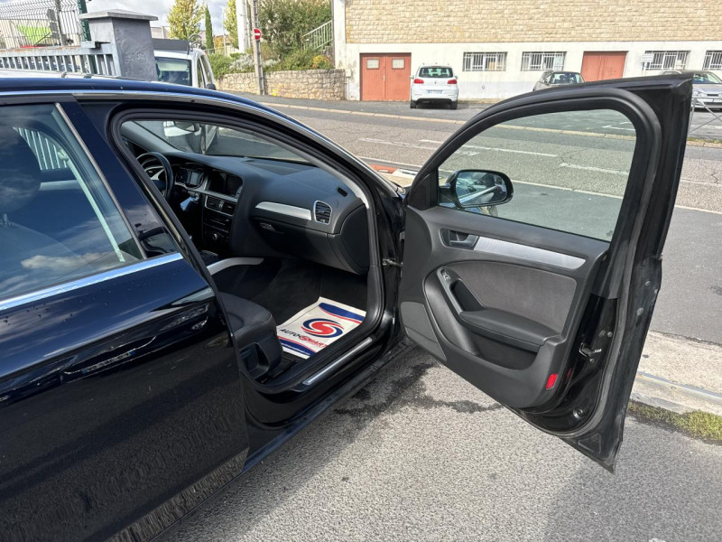 Photo 16 de l'offre de AUDI A4 2.0 TDI DPF - 177 BUSINESS LINE CLIM   RADAR AR à 9990€ chez Triplo auto