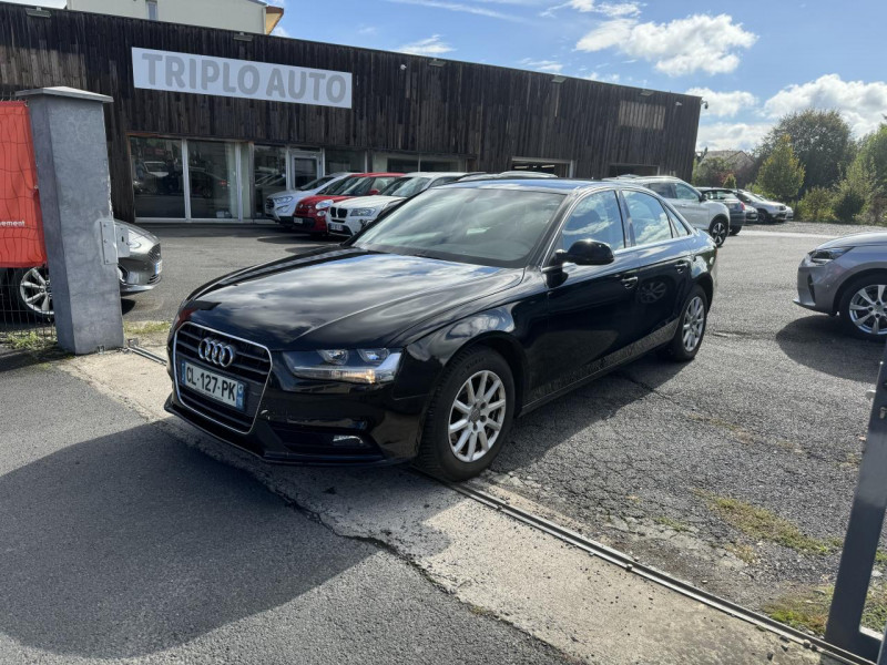 Photo 1 de l'offre de AUDI A4 2.0 TDI DPF - 177 BUSINESS LINE CLIM   RADAR AR à 9990€ chez Triplo auto