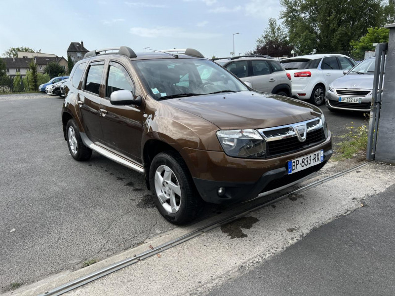 Photo 7 de l'offre de DACIA DUSTER 1.5 DCI FAP - 110 4X4 PRESTIGE CLIM   ATTELAGE à 12990€ chez Triplo auto