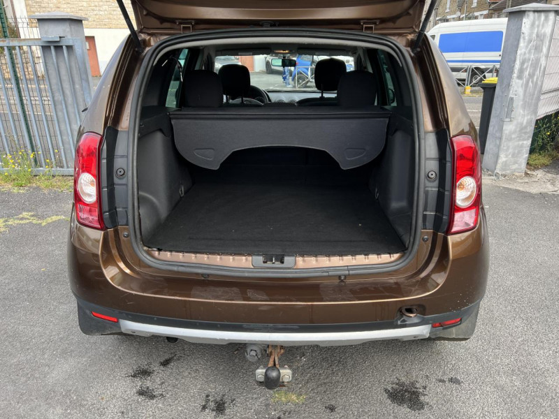 Photo 10 de l'offre de DACIA DUSTER 1.5 DCI FAP - 110 4X4 PRESTIGE CLIM   ATTELAGE à 12990€ chez Triplo auto