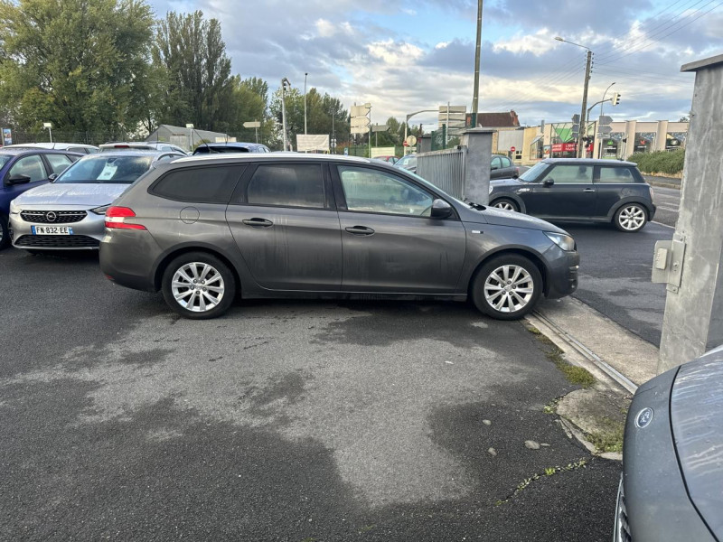 Photo 6 de l'offre de PEUGEOT 308 SW 1.6 BLUEHDI S&S - 120 STYLE GPS   RADAR AR   CLIM à 10490€ chez Triplo auto