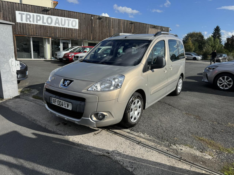 Photo 1 de l'offre de PEUGEOT PARTNER 1.6 HDI - 90 TEPEE LOISIRS   CLIM à 9490€ chez Triplo auto