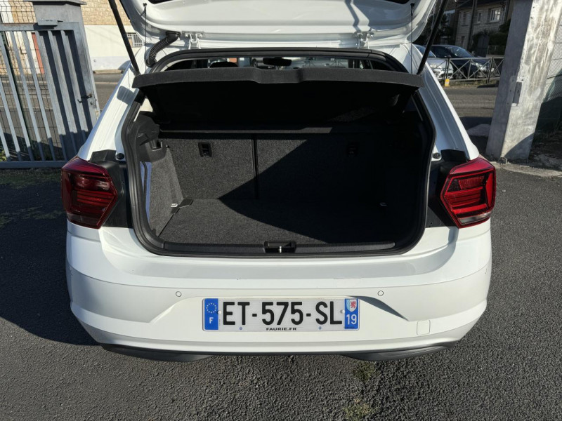 Photo 9 de l'offre de VOLKSWAGEN POLO 1.0 TSI - 95 CONFORTLINE GPS   CLIM   RADAR AR à 12990€ chez Triplo auto