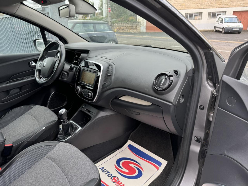 Photo 20 de l'offre de RENAULT CAPTUR 1.3 ENERGY TCE - 130 INTENS GPS   CAMERA AR   ATTELAGE à 12990€ chez Triplo auto