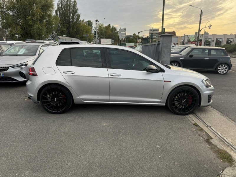 Photo 6 de l'offre de VOLKSWAGEN GOLF 2.0 TSI BLUEMOTION - 230 GTI PERFORMANCE CLIM   RADAR AR à 16490€ chez Triplo auto