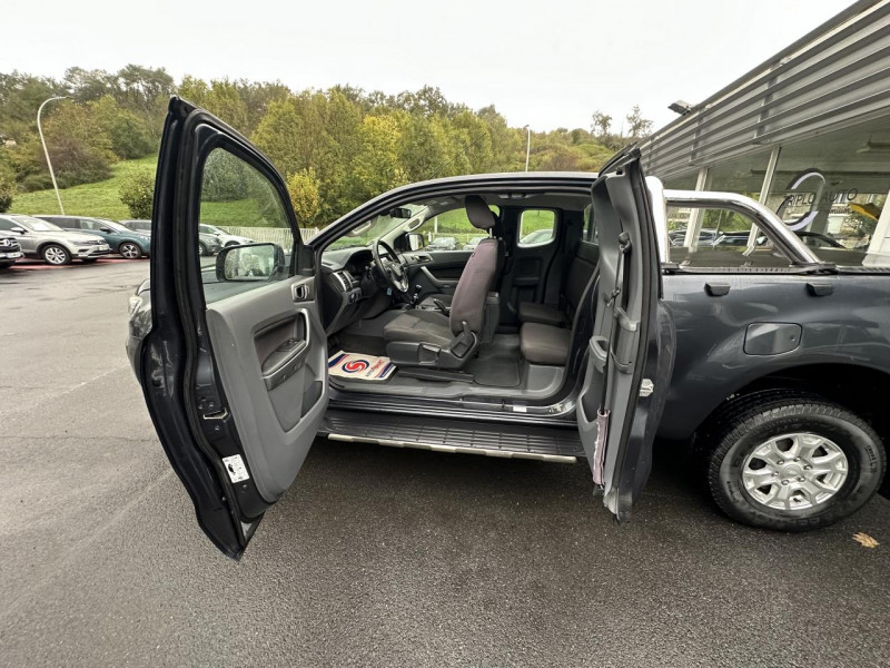 Photo 11 de l'offre de FORD RANGER 2.2 TDCI 160 - STOP & START  SUPER CABINE XL PACK   ATTELAGE à 23990€ chez Triplo auto