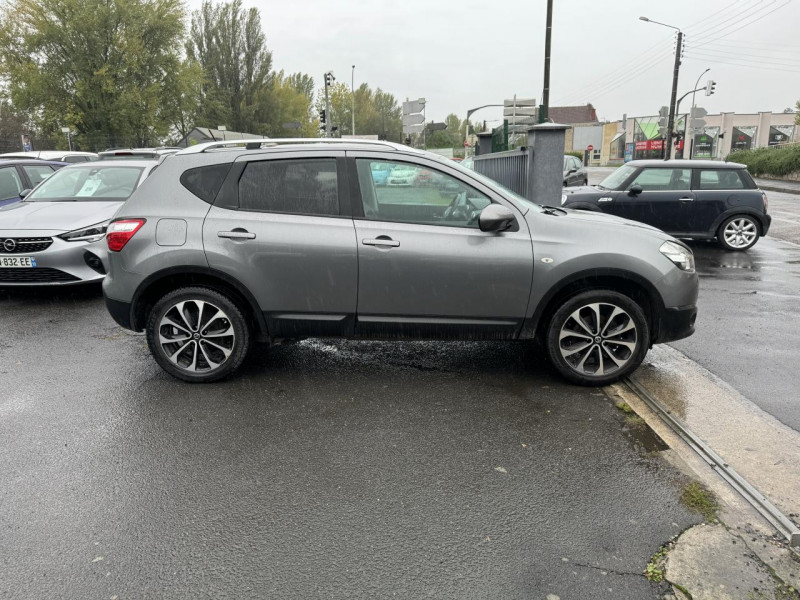 Photo 6 de l'offre de NISSAN QASHQAI 1.5 DCI FAP - 110 CONNECT EDITION GPS   CAMERA AR   TOIT PANORAMIQUE à 8990€ chez Triplo auto