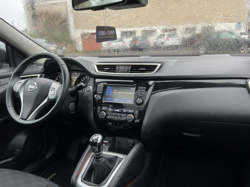 Photo 31 de l'offre de NISSAN QASHQAI 1.2 DIG-T - 115 TEKNA GPS   CAMERA AR   TOIT PANO à 11490€ chez Triplo auto