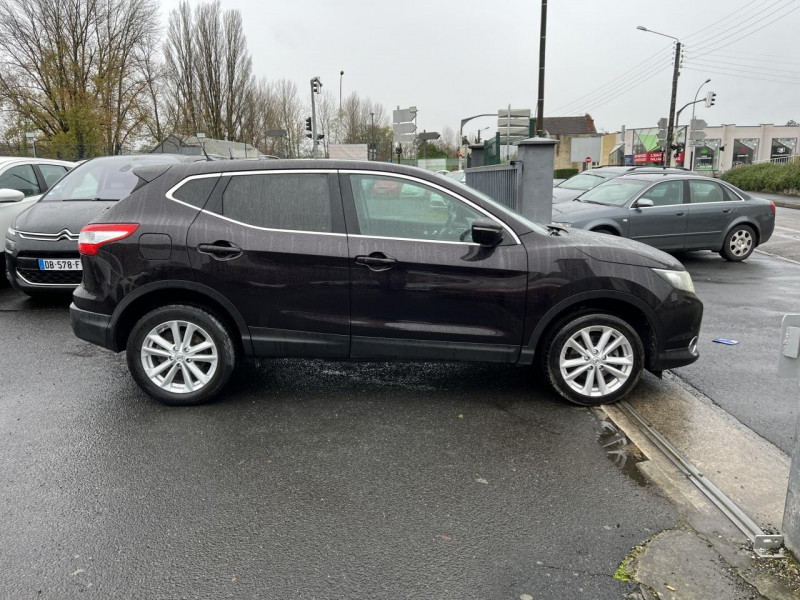 Photo 6 de l'offre de NISSAN QASHQAI 1.2 DIG-T - 115 TEKNA GPS   CAMERA AR   TOIT PANO à 11490€ chez Triplo auto