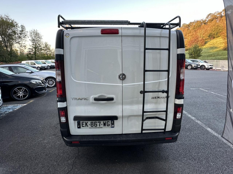 Photo 6 de l'offre de RENAULT TRAFIC L1H1 1000 KG 1.6 DCI - 95  FOURGON GRAND CONFORT BARRE DE TOIT   CLIM  à 16990€ chez Triplo auto