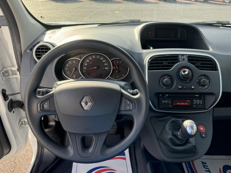 Photo 17 de l'offre de RENAULT KANGOO L1 1.5 ENERGY DCI - 115 GRAND CONFORT   CLIM à 13990€ chez Triplo auto