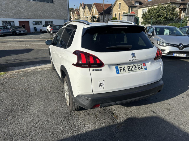 Photo 20 de l'offre de PEUGEOT 2008 1.5 BLUEHDI S&S - 100 SIGNATURE GPS   CLIM   CAMERA AR à 8490€ chez Triplo auto