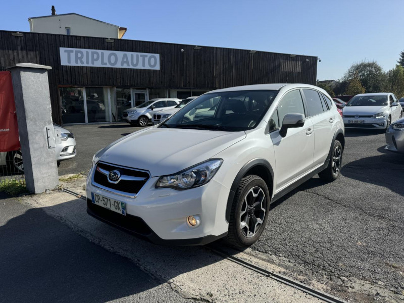 Subaru XV 2.0D - 147 CAMERA AR   CLIM   ATTELAGE DIESEL BLANC Occasion à vendre