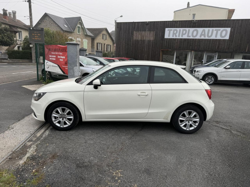 Photo 2 de l'offre de AUDI A1 1.2 TFSI - 86 S&S AMBIENTE   CLIM à 9990€ chez Triplo auto