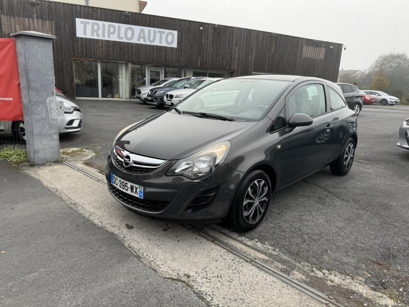 Opel CORSA 1.2I - 85 TWINPORT GRAPHITE GPS   CLIM ESSENCE GRIS FONCE Occasion à vendre