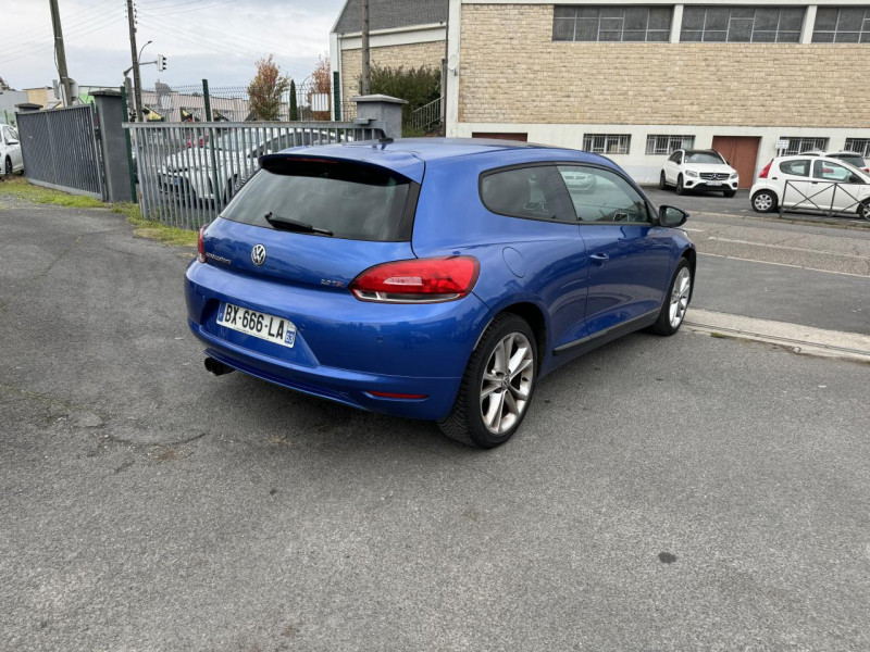 Photo 5 de l'offre de VOLKSWAGEN SCIROCCO 2.0 TSI - 210 BVA SPORTLINE CLIM   RADAR AR à 10490€ chez Triplo auto