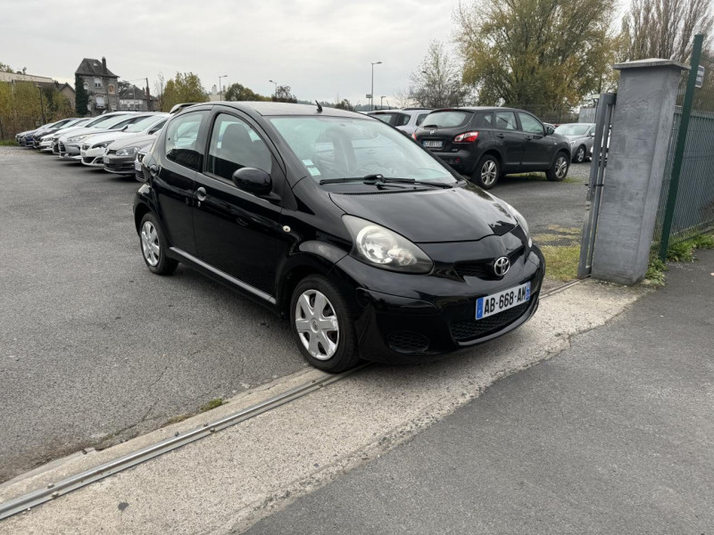 Photo 7 de l'offre de TOYOTA AYGO 1.0 VVT-I  CONFORT   CLIM à 4990€ chez Triplo auto