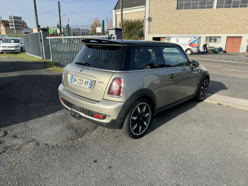 Photo 5 de l'offre de MINI MINI 1.6I - 175  R56 COOPER S CLIM   RADAR AR à 8490€ chez Triplo auto