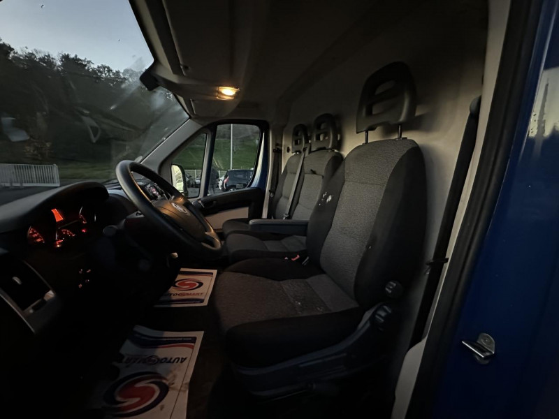 Photo 9 de l'offre de FIAT DUCATO PACK 3.3 M H2 2.3 MULTIJET - 120 FOURGON TOLE TVA RACUPERABLE   GPS   RADAR AR à 18990€ chez Triplo auto