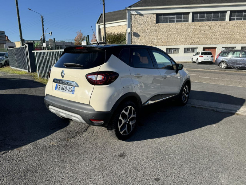 Photo 5 de l'offre de RENAULT CAPTUR 1.5 ENERGY DCI - 90 INTENS GPS   RADAR AR à 8990€ chez Triplo auto