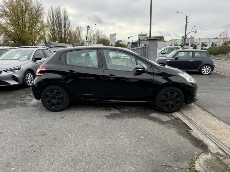 Photo 6 de l'offre de PEUGEOT 208 1.2 VTI ACTIVE   CLIM à 6490€ chez Triplo auto