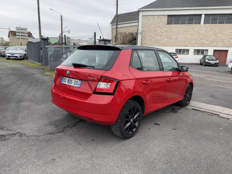 Photo 5 de l'offre de SKODA FABIA 1.2 TSI - 90 GREENTEC AMBITION CLIM   RADAR AR à 10990€ chez Triplo auto