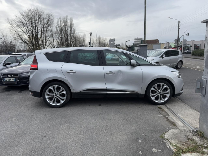 Photo 6 de l'offre de RENAULT SCENIC GRAND 1.7 BLUE DCI - 120 BVA 7PL INTENS GPS   RADAR AR   CLIM à 14490€ chez Triplo auto