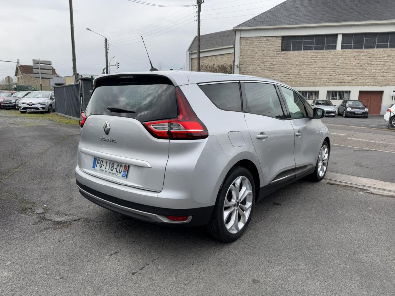 Photo 5 de l'offre de RENAULT SCENIC GRAND 1.7 BLUE DCI - 120 BVA 7PL INTENS GPS   RADAR AR   CLIM à 14490€ chez Triplo auto